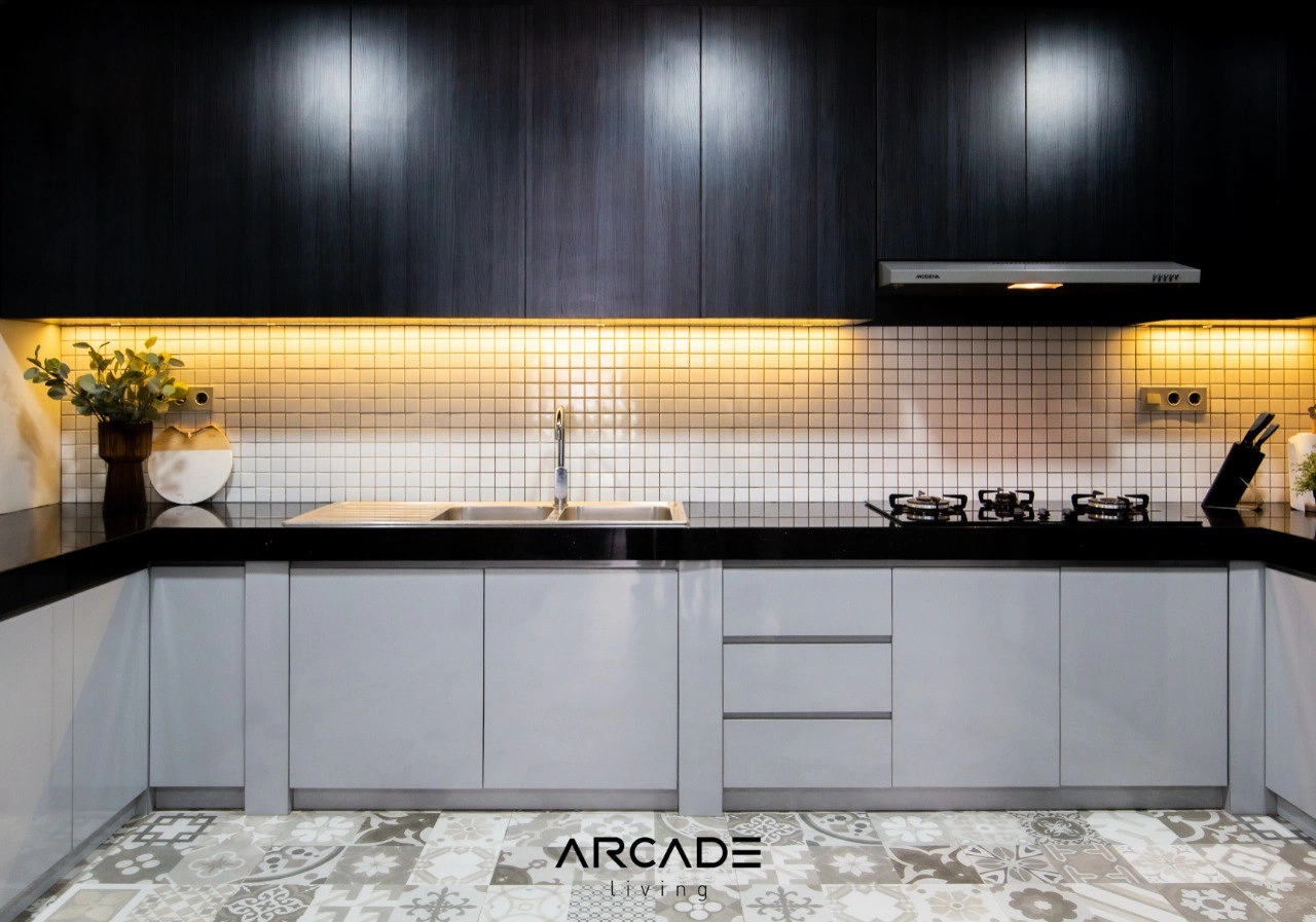 Eksplorasi Warna dan Materi: Strategi Desain Interior Dapur yang Mengagumkan